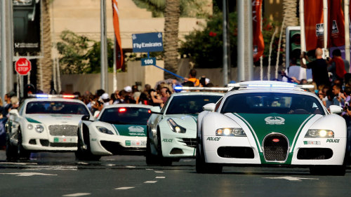 Dubai Police Cars - Via vergapipe.com
